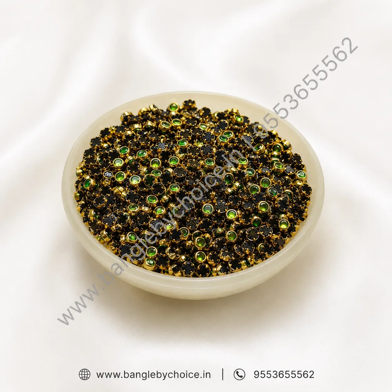 3mm Round Glass Light Green Colour Kundans detail view 4