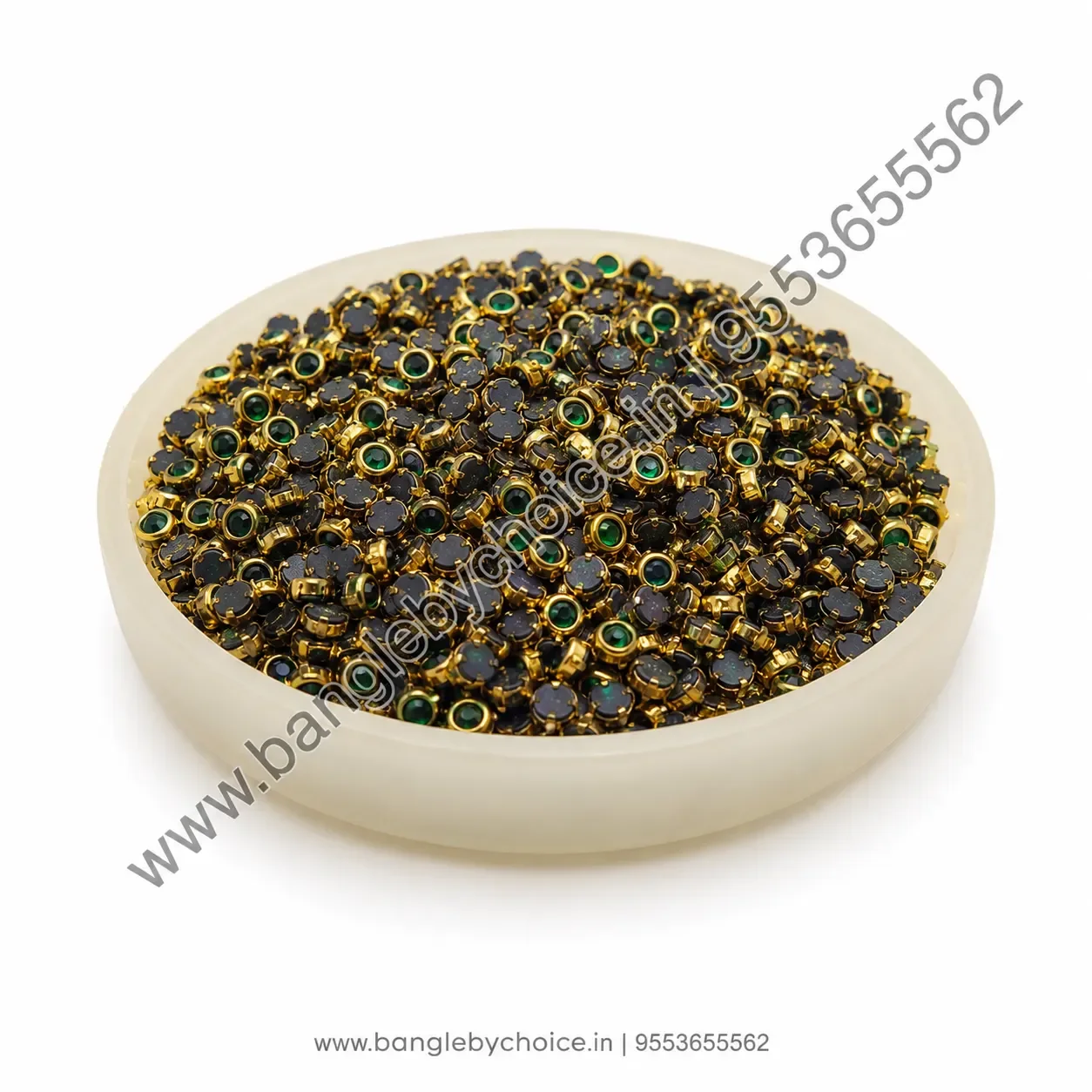 3mm Round Dark Green Glass Kundans detail view 2