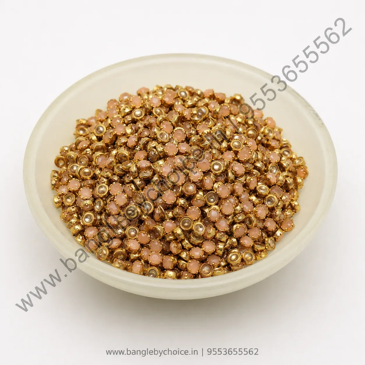3mm Round Ceramic Gold Kundans detail view 2