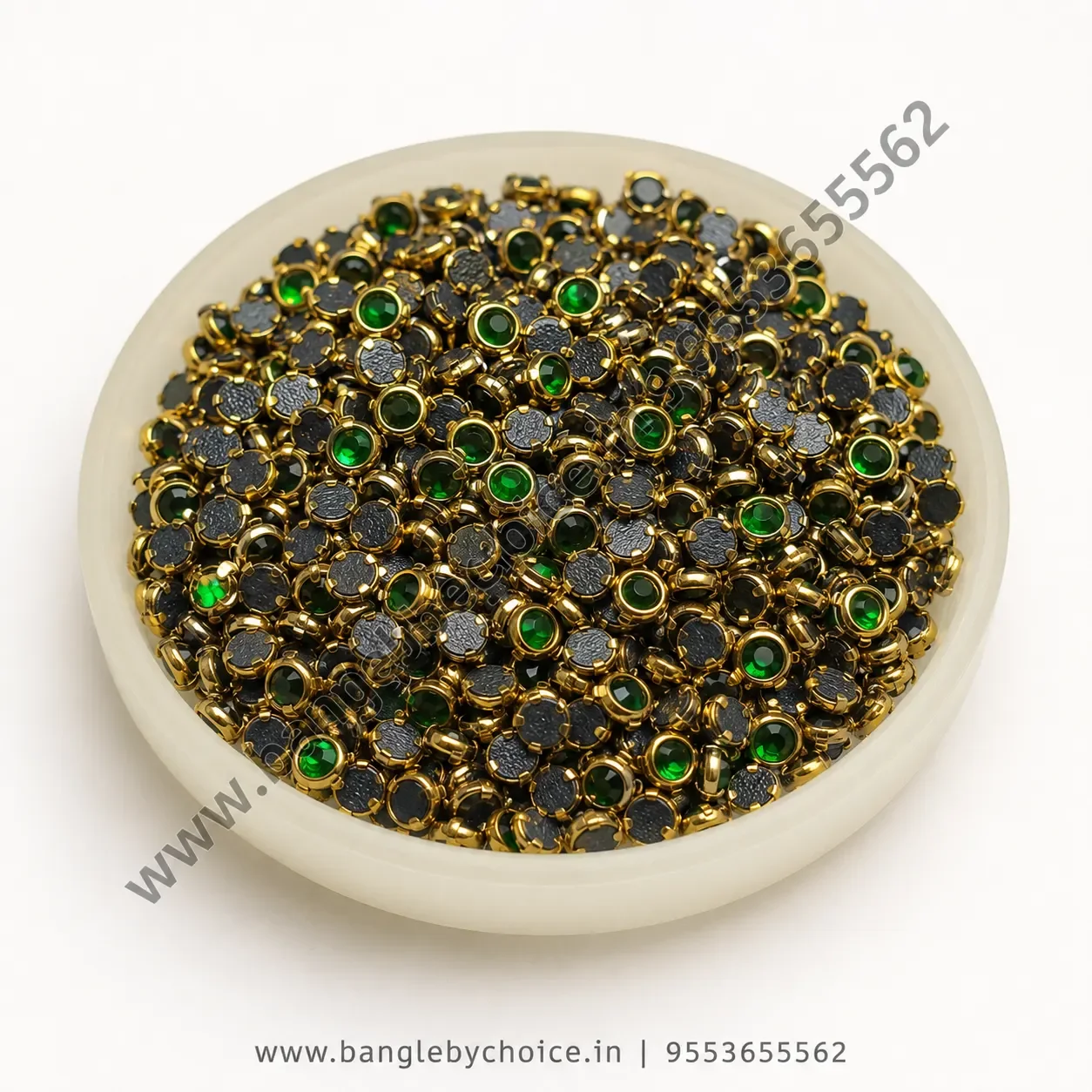 4mm Round Light Green Glass Kundans detail view 2