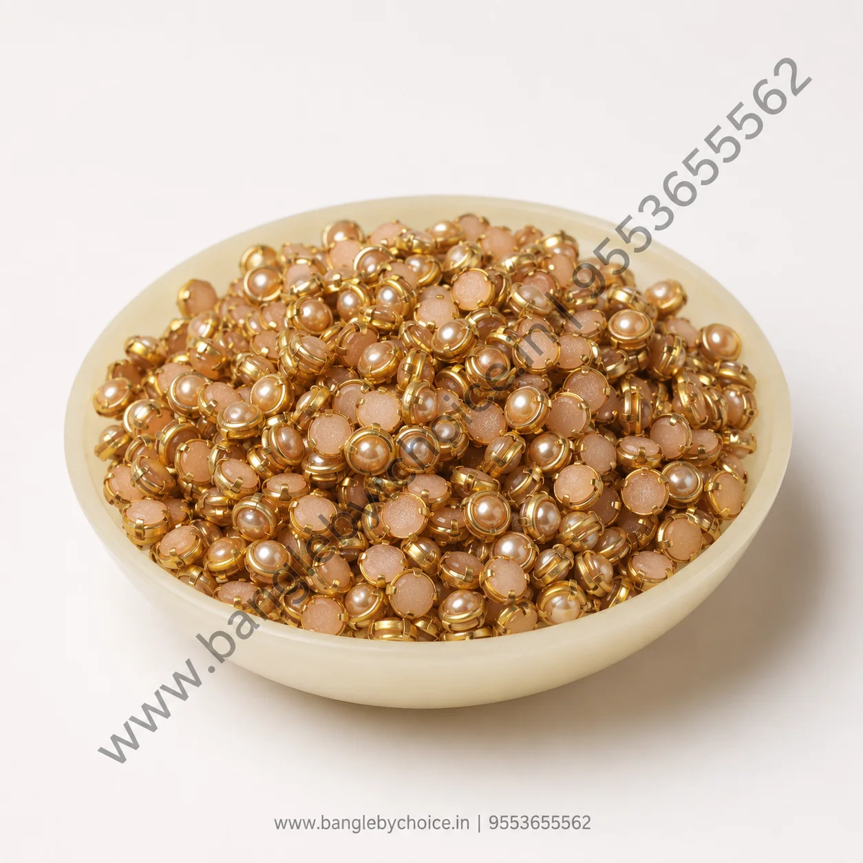 4mm Round Ceramic Gold Kundans detail view 2