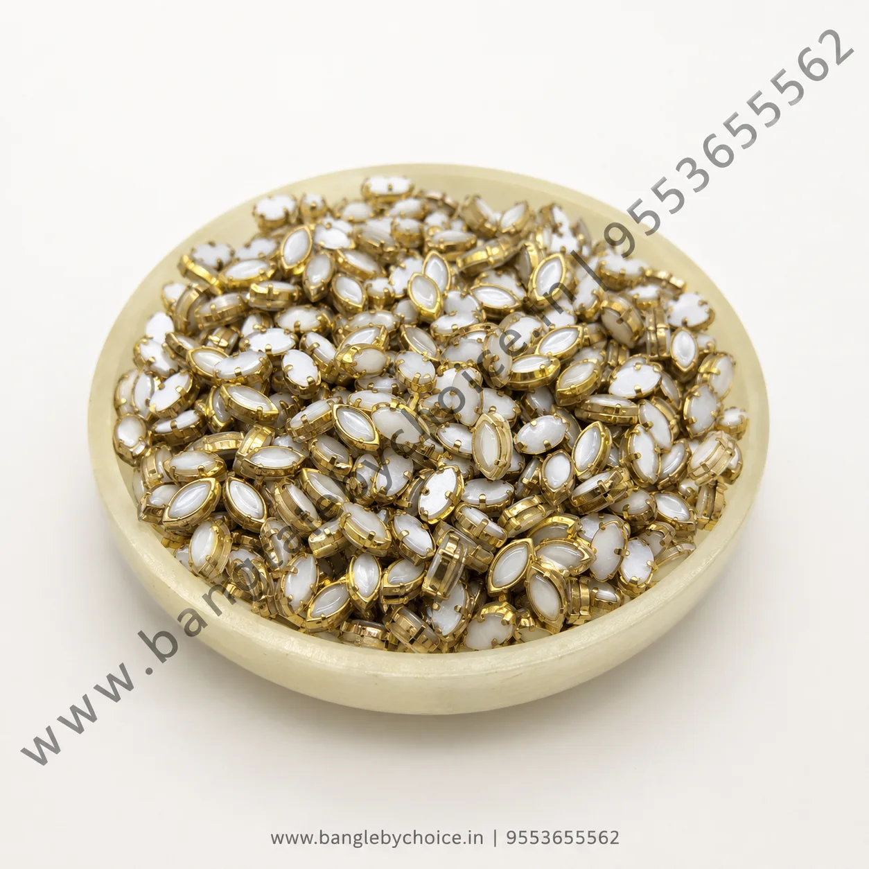 6K Eye Shape Ceramic White Kundans detail view 2