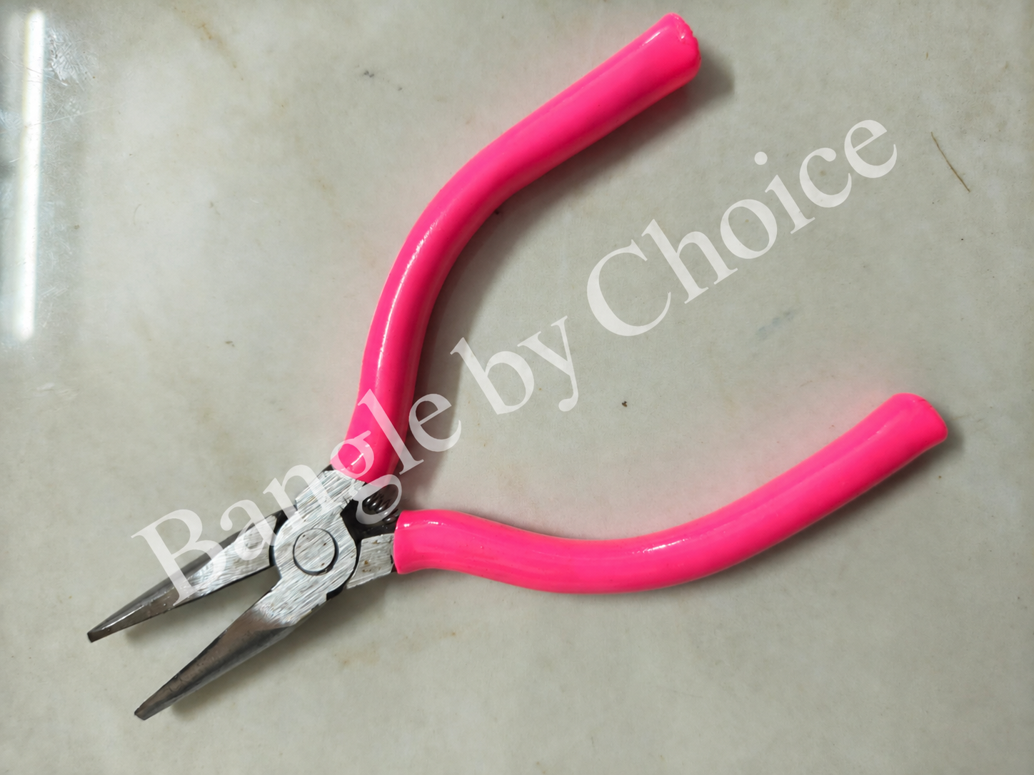 Nose Cutter Plier detail view 2