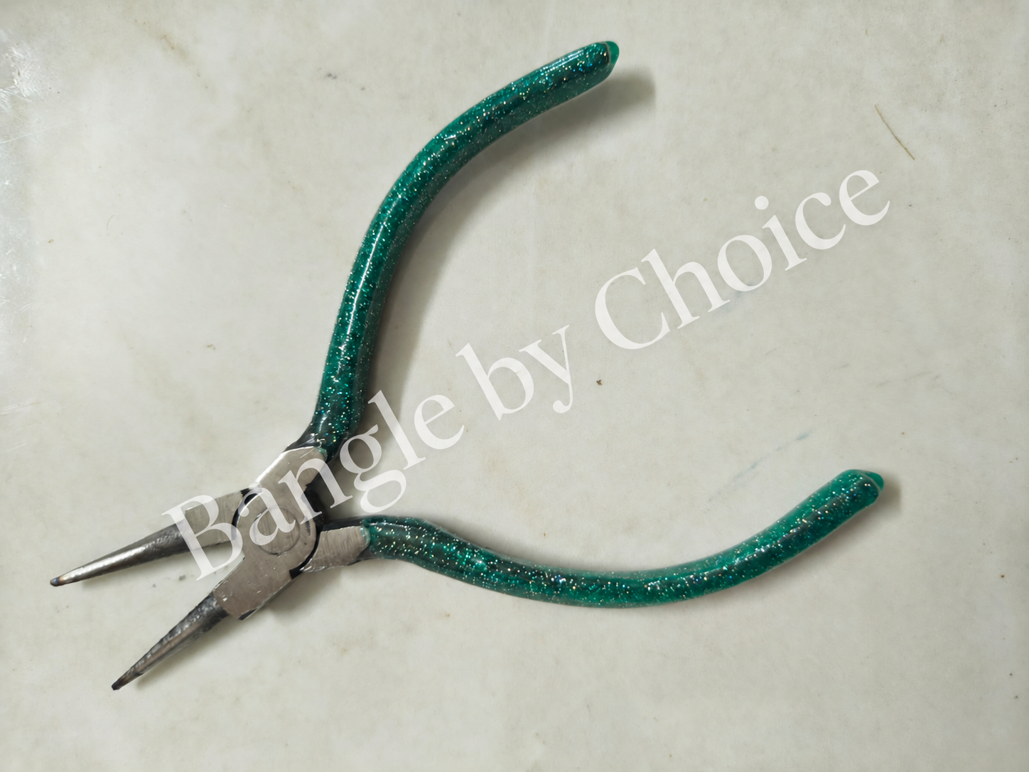 Round Nose Plier detail view 2